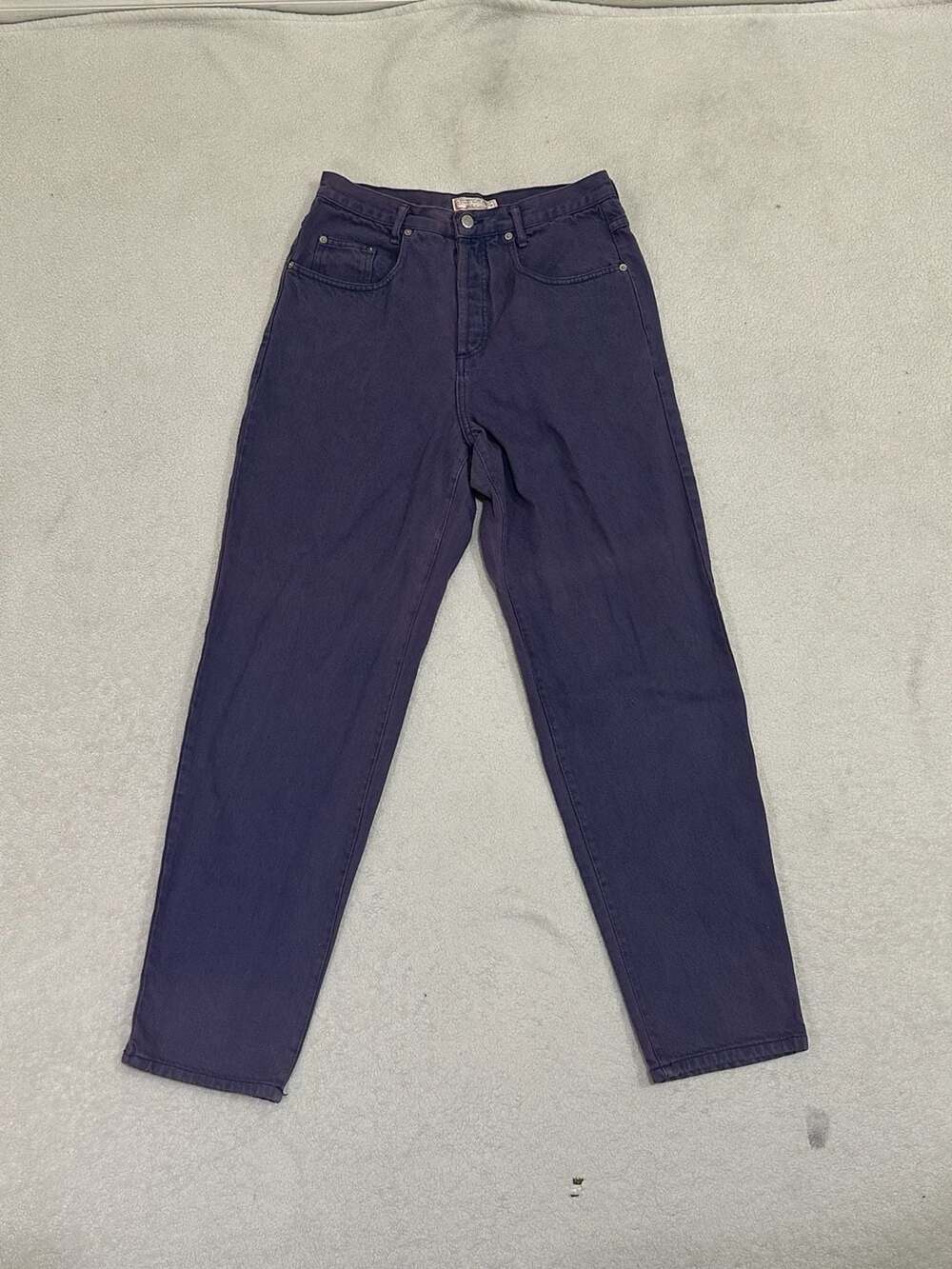 Vintage Guess Jeans Style 10115B Purple High Waisted Tapered Leg 28x30